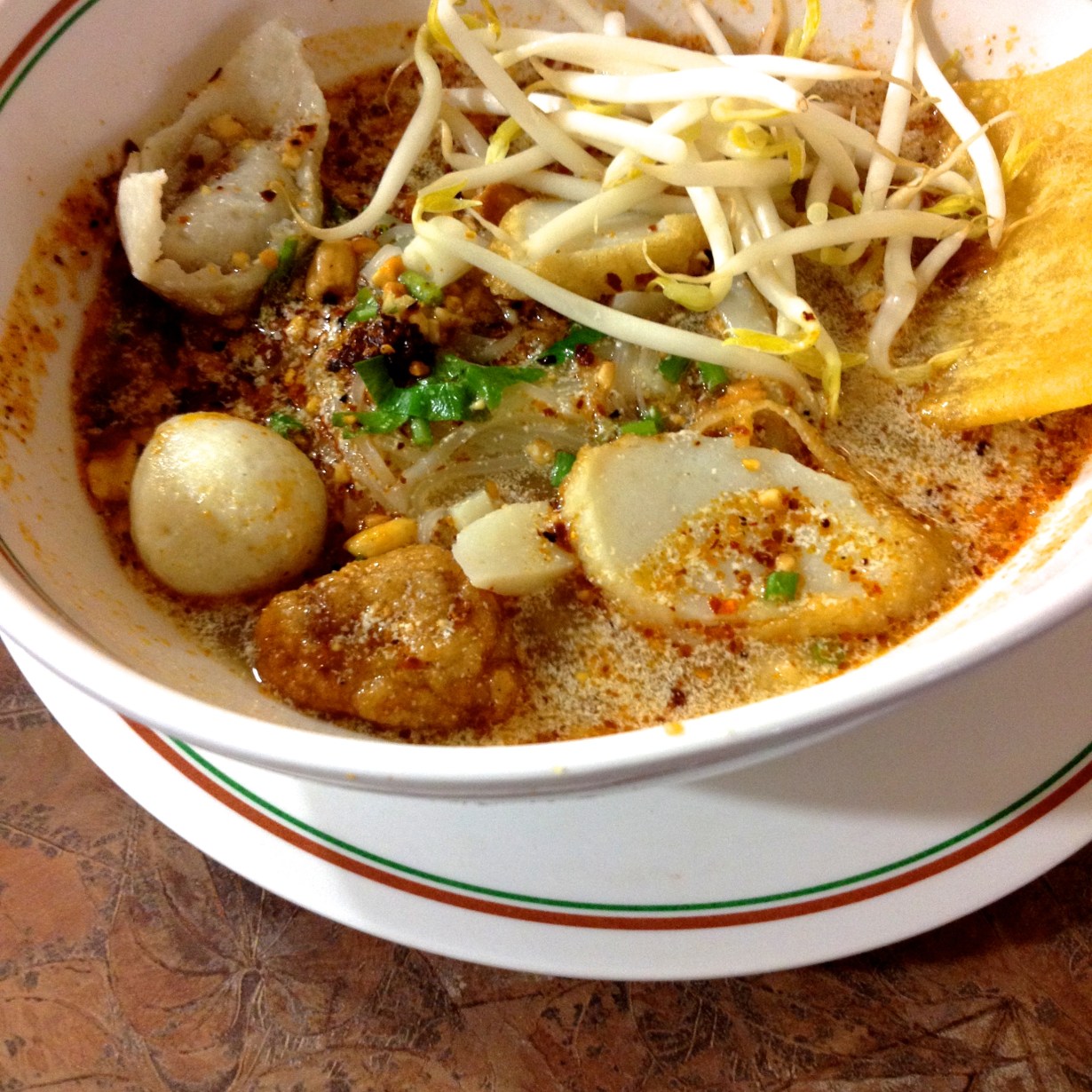 Fish ball soup / So spicy, so good